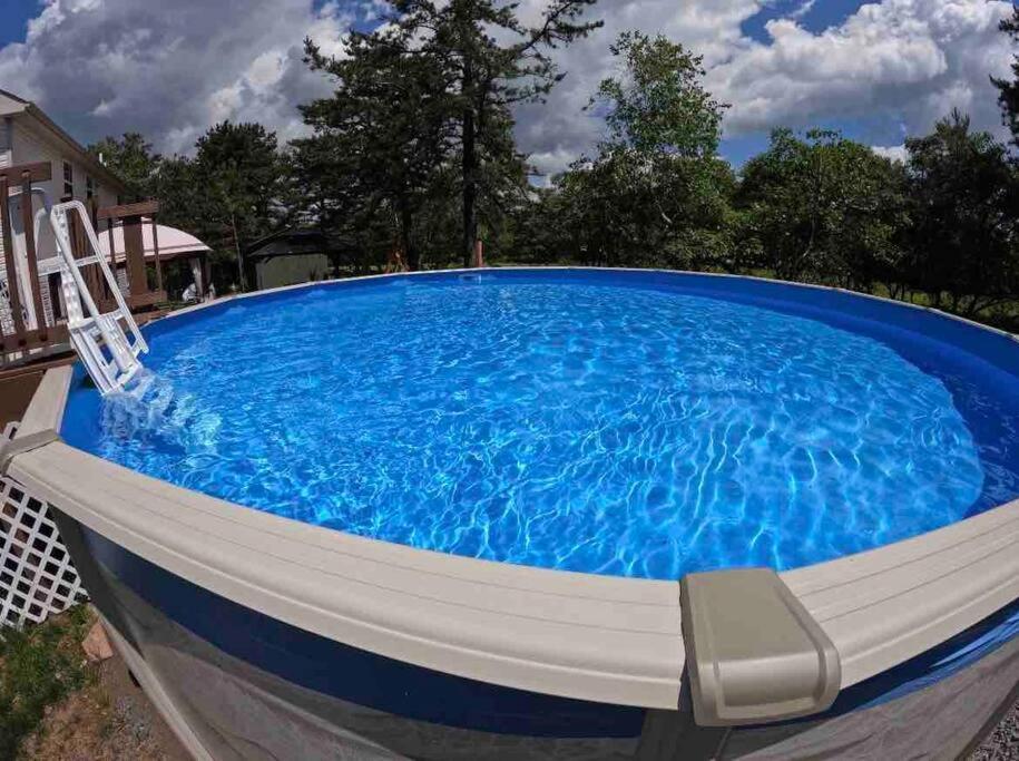 Quiet Private House W Hot Tub/Fire Pit/Games Villa Blakeslee Exteriör bild